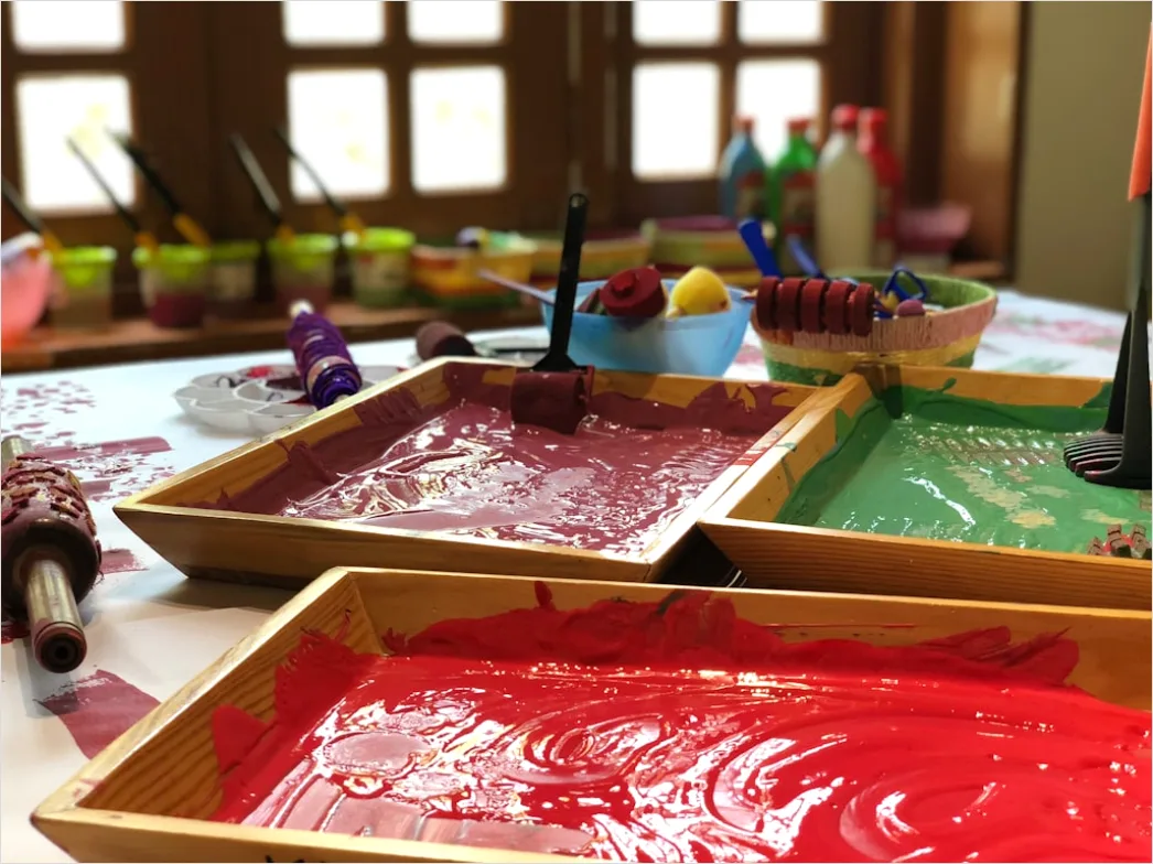 Detail Toddler Sensory Play Activity At Daycare Number 9