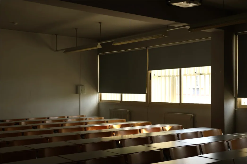 Detail Vr Training Simulation Concept In Classroom Number 13