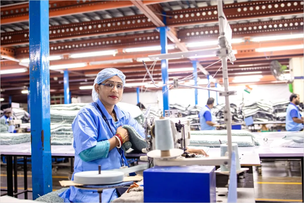 Detail Automotive Quality Control Inspection Line Worker Number 18