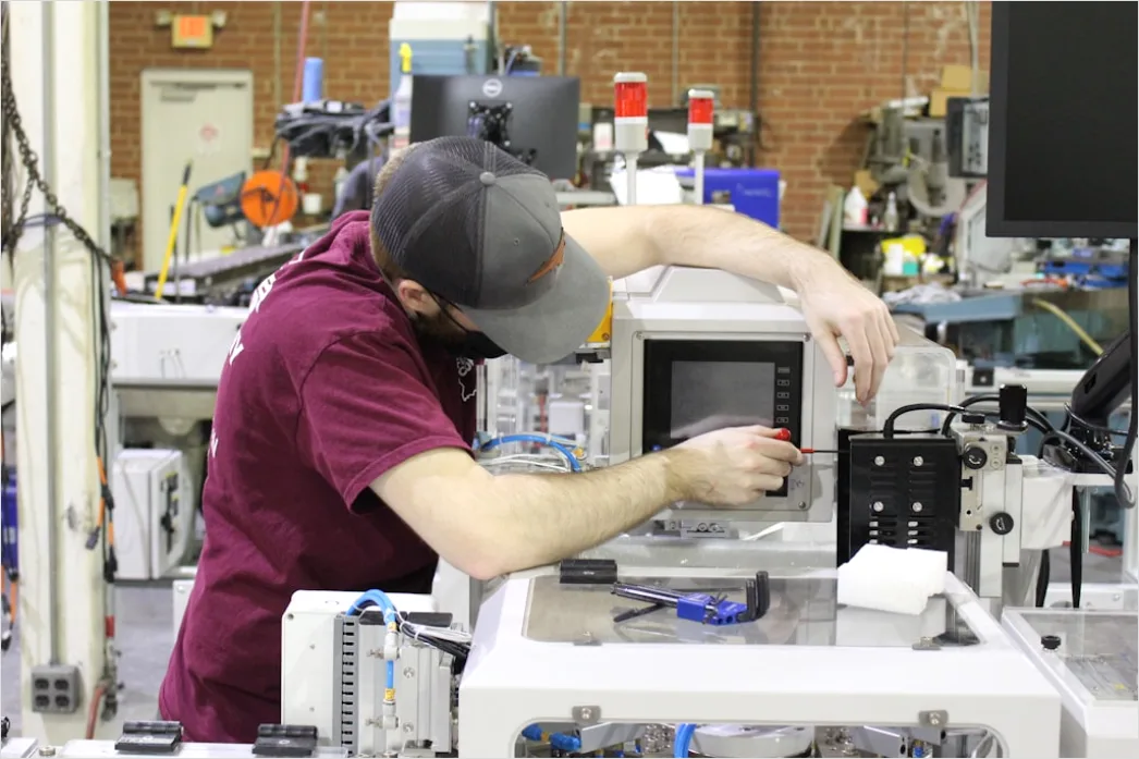 Detail Automotive Quality Control Inspection Line Worker Number 19