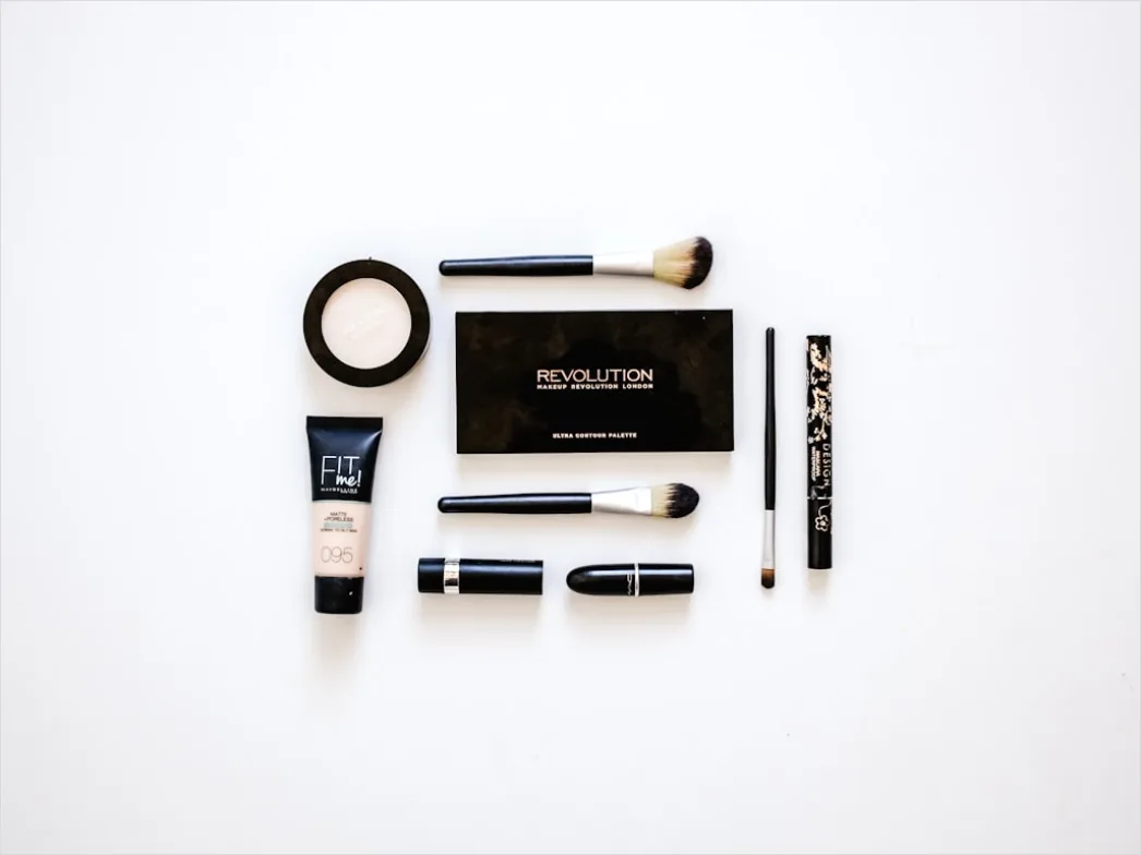 Detail Beauty Products Flat Lay Minimal White Background Number 2