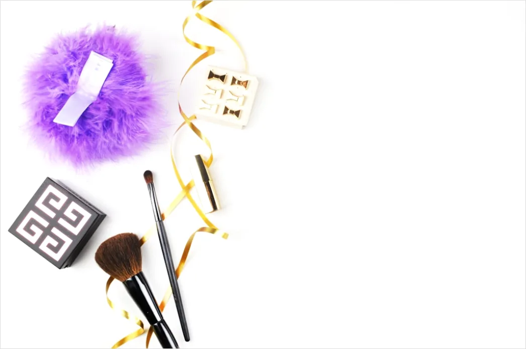 Detail Beauty Products Flat Lay Minimal White Background Number 15