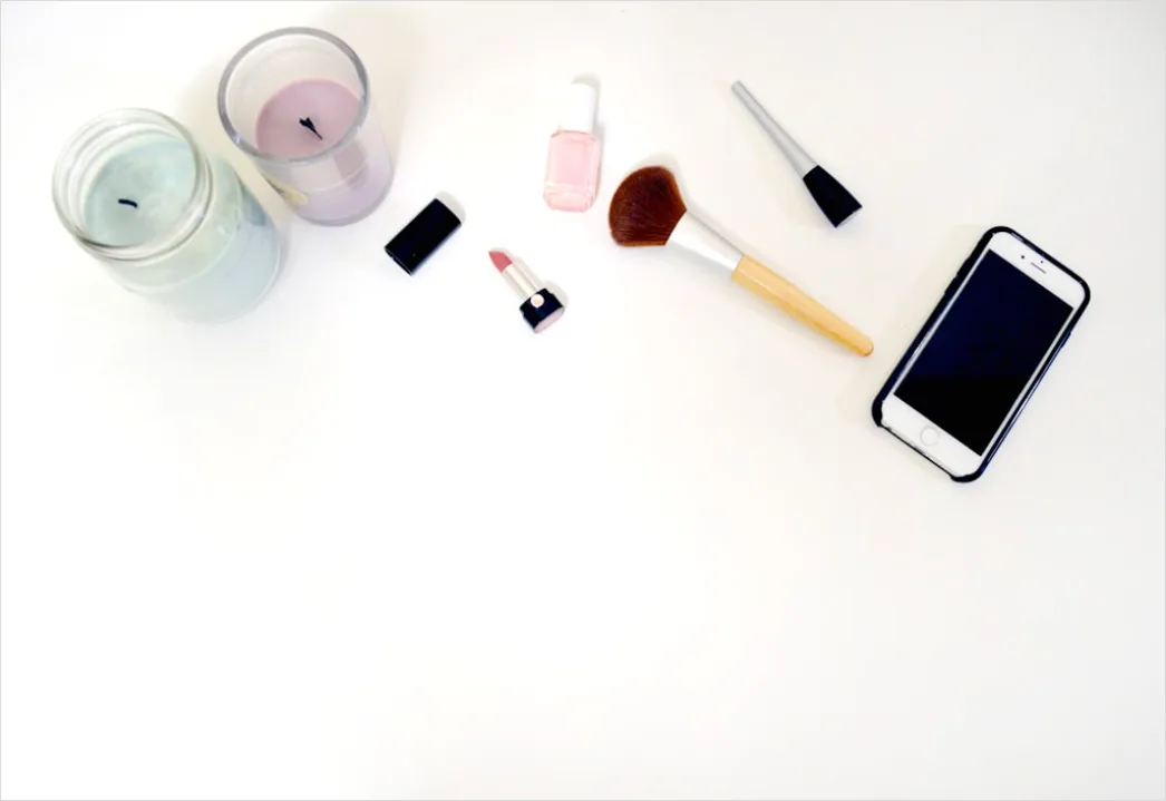 Detail Beauty Products Flat Lay Minimal White Background Number 7