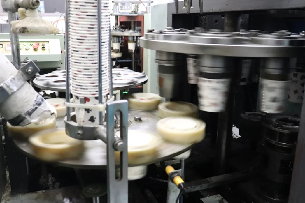 Detail Beverage Factory Bottling Line Automated Filling Number 18