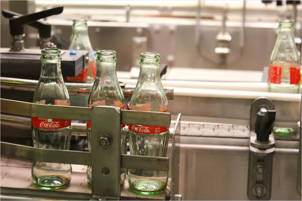Detail Beverage Factory Bottling Line Automated Filling Number 3