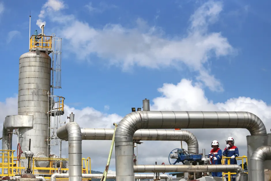 Detail Chemical Plant Maintenance Worker Inspecting Equipment Number 19