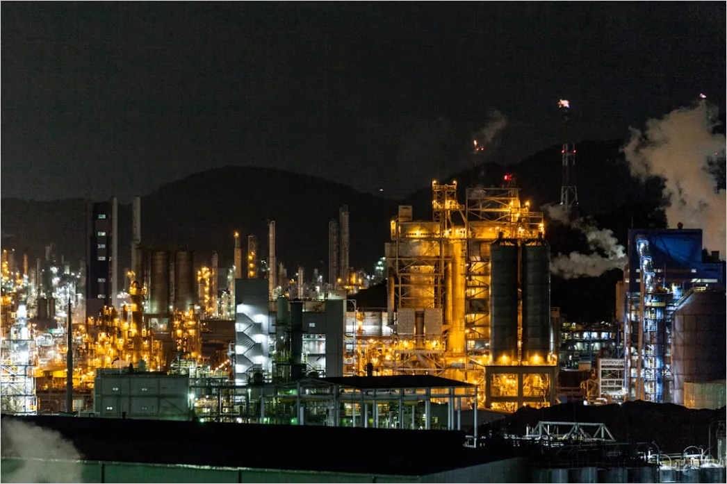 Chemical Plant Night View Illuminated Pipes Towers 95f7