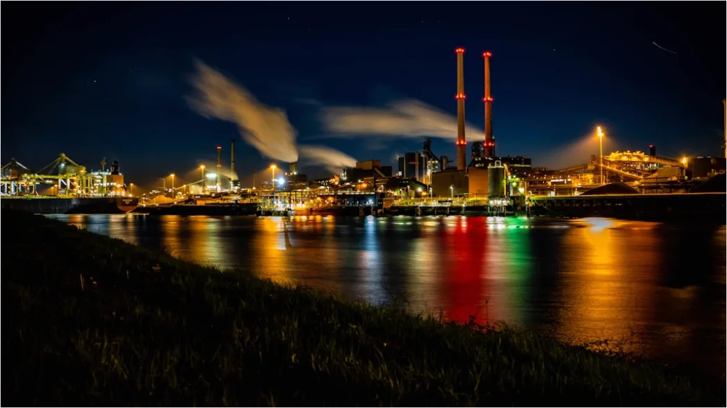 Detail Chemical Plant Night View Illuminated Pipes Towers Number 10