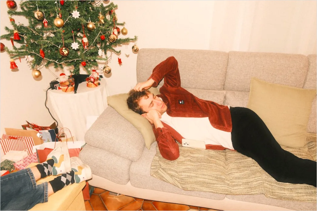 Detail Christmas Outfit Ideas Festive Cozy At Home Number 2