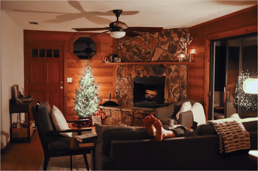 Detail Christmas Outfit Ideas Festive Cozy At Home Number 9