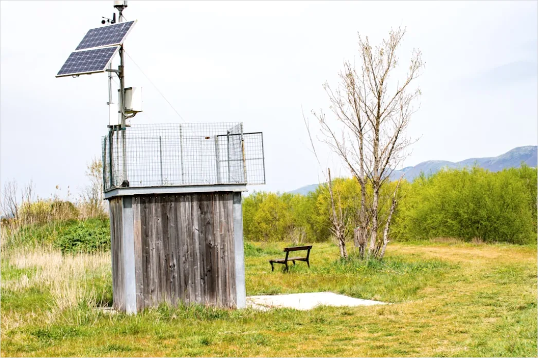 Detail Climate Research Field Station Equipment Outdoors Number 2