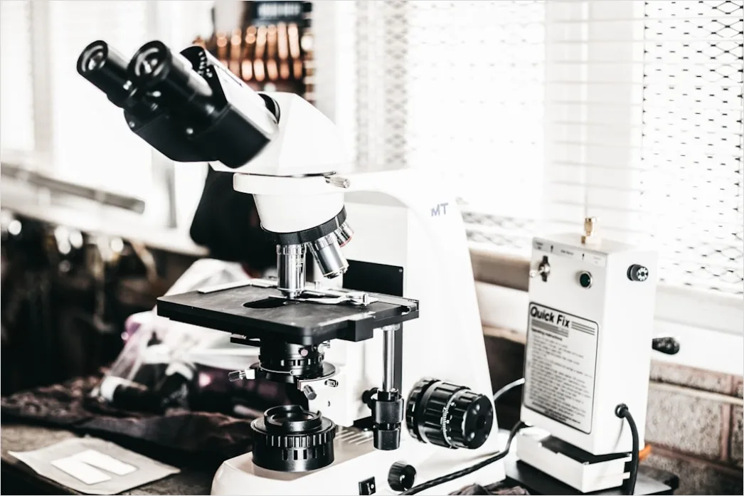 Detail Confocal Microscope Laboratory Equipment Close Up Number 9