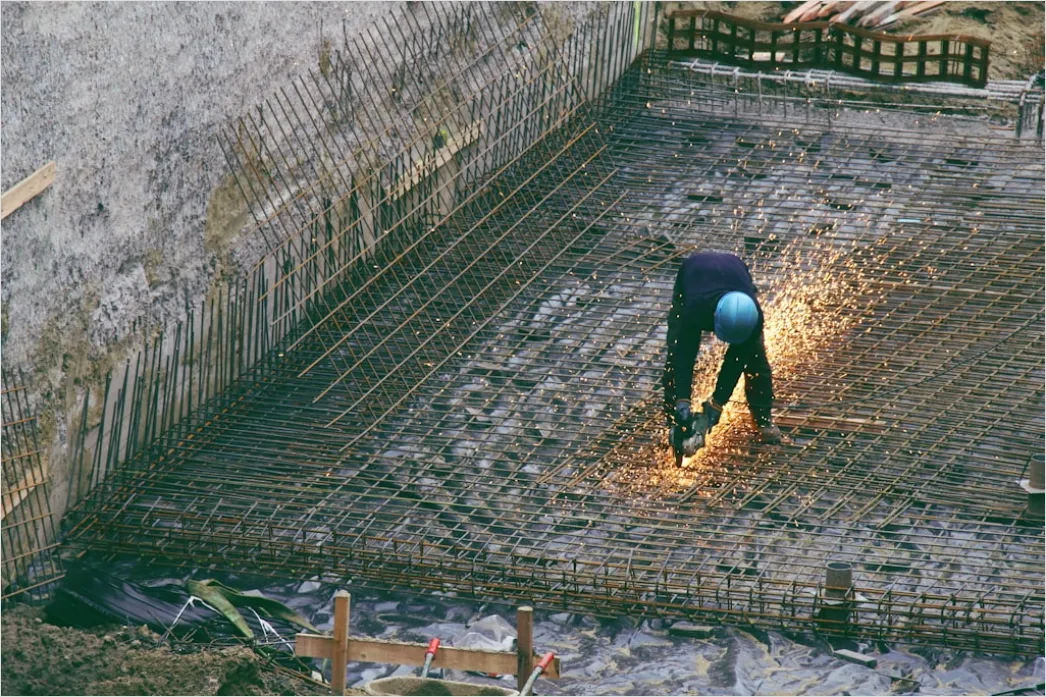 Detail Construction Site Workers Building Concrete Structure Number 11