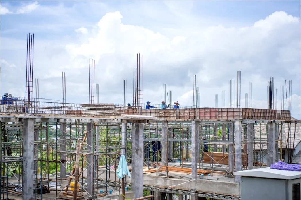 Detail Construction Site Workers Building Concrete Structure Number 19