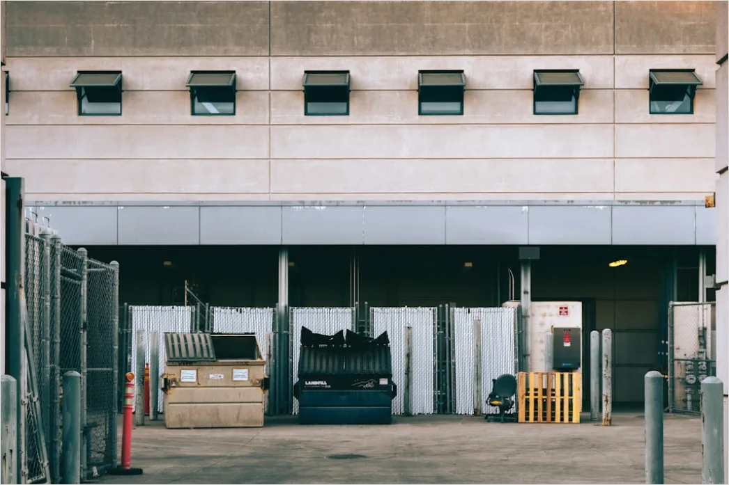 Detail Cross Docking Warehouse Truck Loading Unloading Number 14