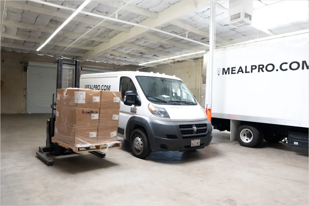 Detail Cross Docking Warehouse Truck Loading Unloading Number 20
