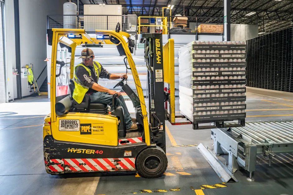 Detail Distribution Center Conveyor Belt Sorting Packages Number 13