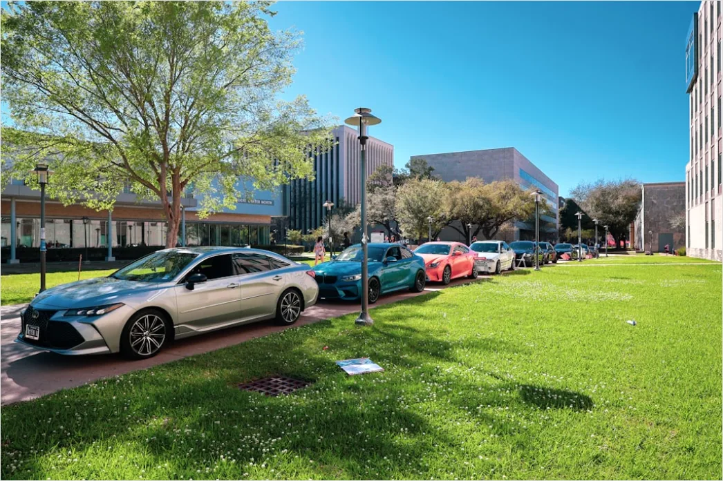 Detail Electric Vehicle Charging Station Urban Parking Number 12