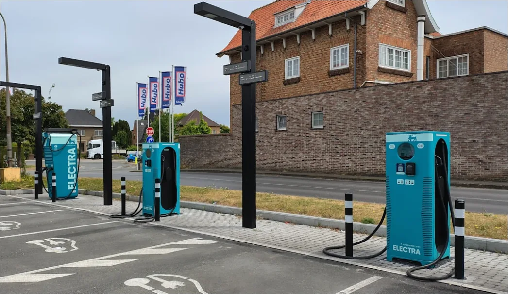 Detail Electric Vehicle Charging Station Urban Parking Number 5