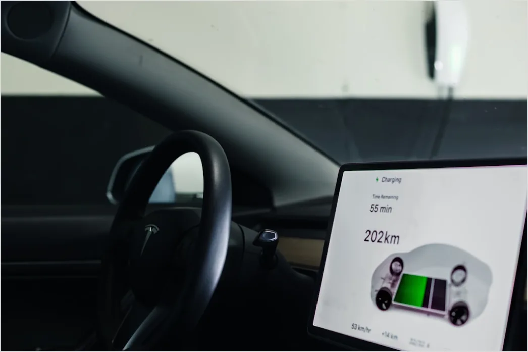 Detail Electric Vehicle Dashboard Screen Navigation Display Number 2