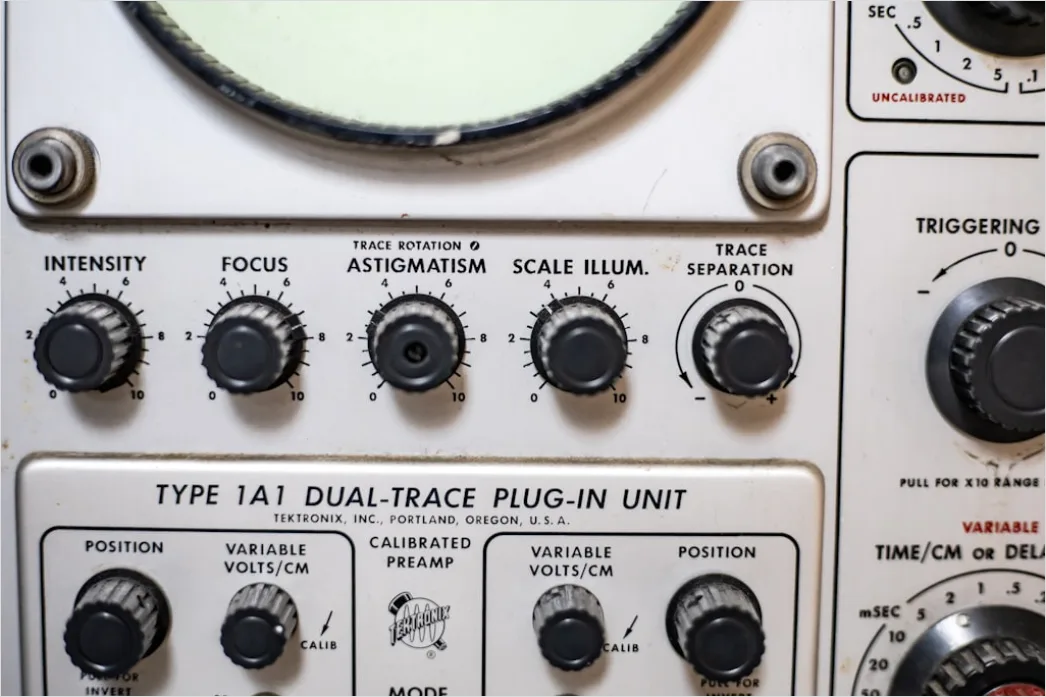 Detail Electronics Lab Circuit Testing Oscilloscope Close Up Number 14