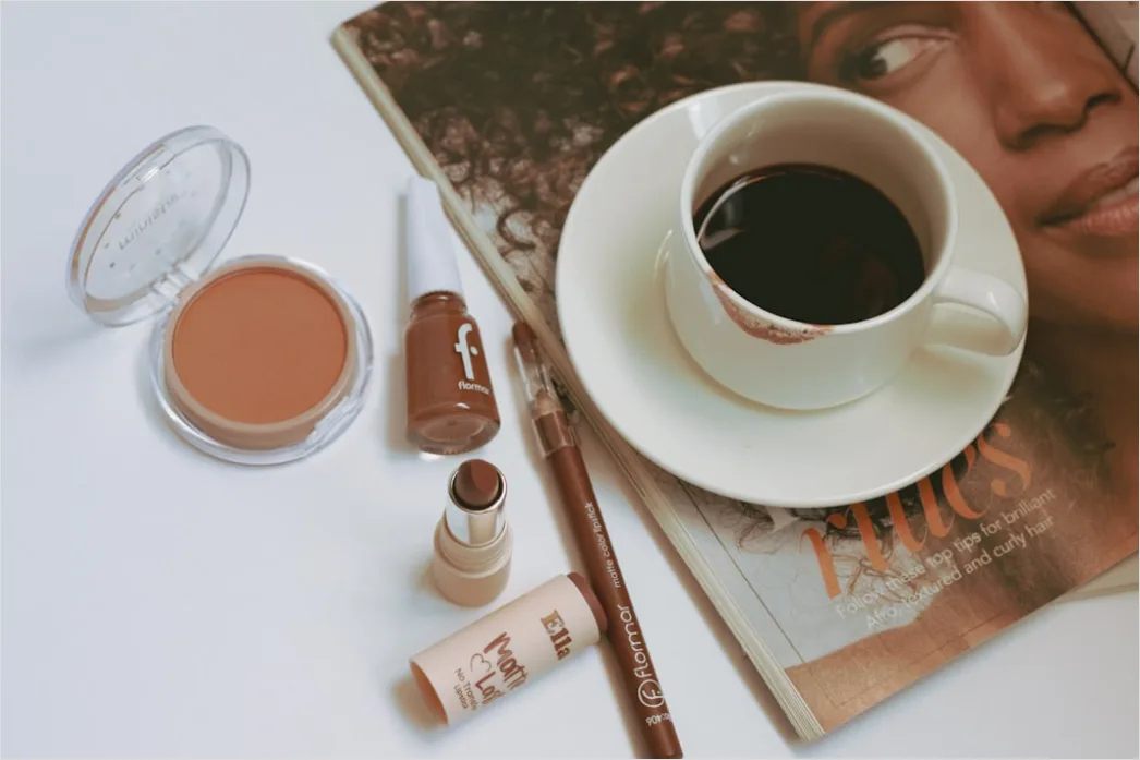 Eyeshadow Palette Open Flat Lay Aesthetic D0fd