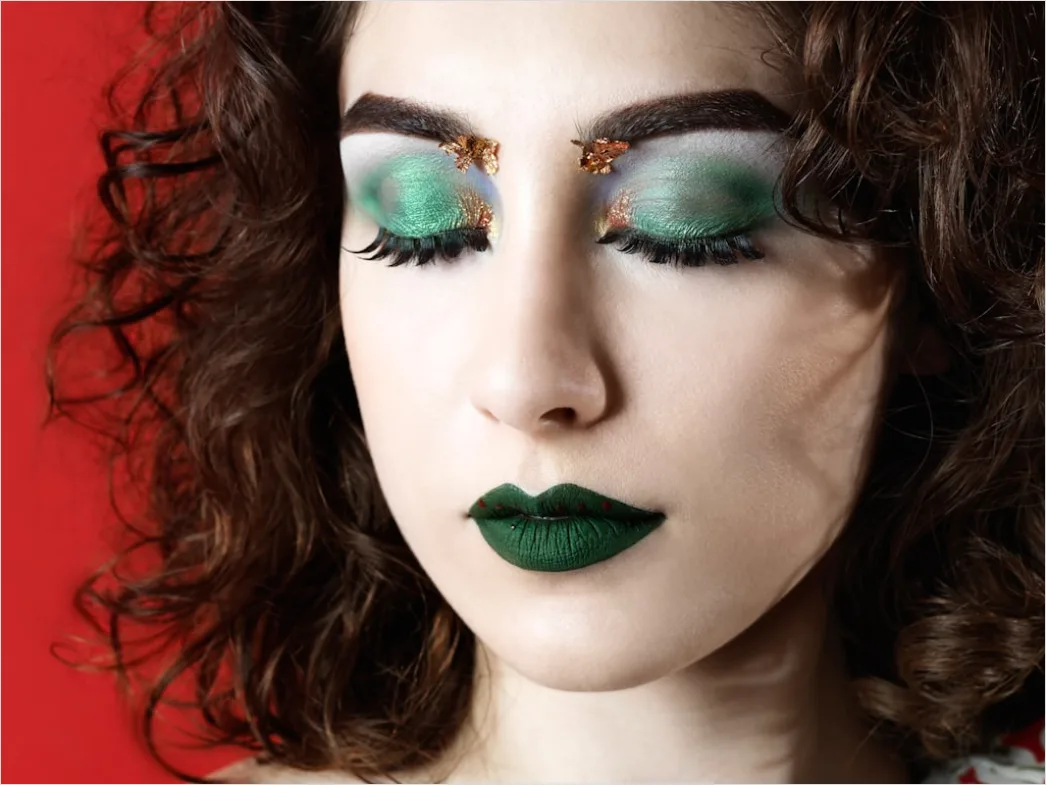 Detail Floating Eyeliner Makeup Look Artistic Tutorial Number 20
