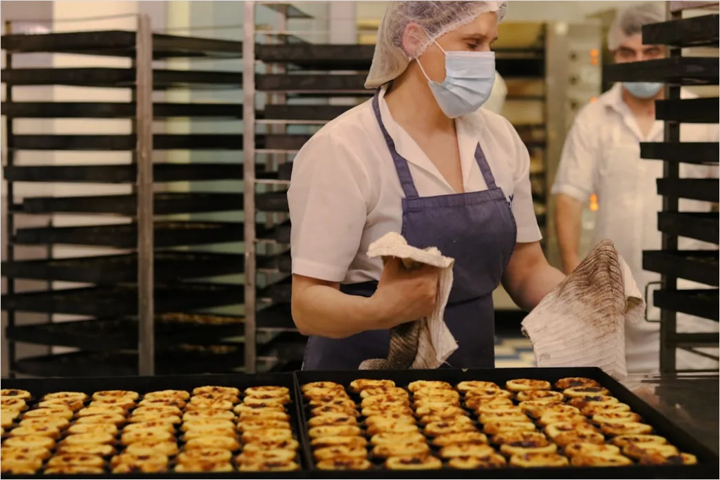 Detail Food Manufacturing Worker Quality Control Inspection Number 9
