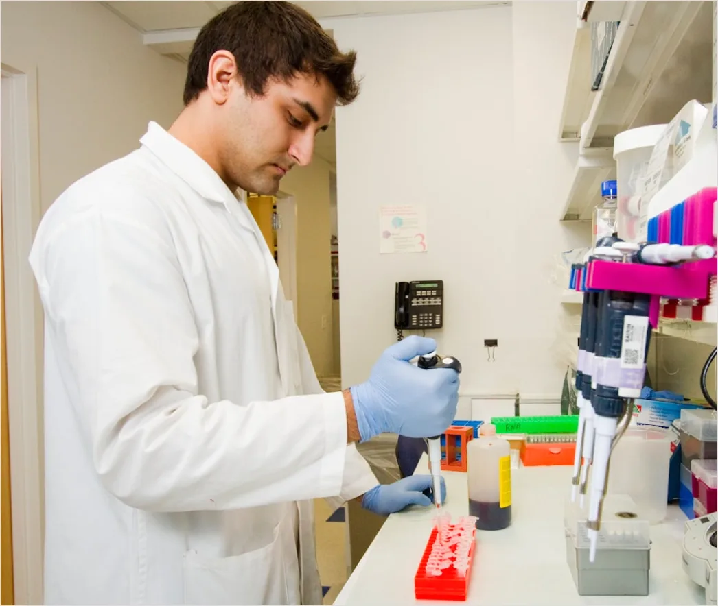 Detail Genetic Testing Laboratory Technician Handling Samples Number 13