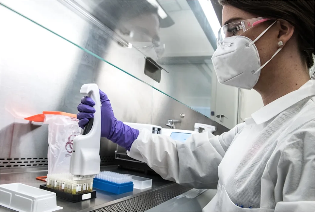 Detail Genetic Testing Laboratory Technician Handling Samples Number 18
