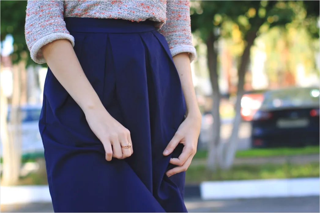 Detail How To Style Midi Skirt For Every Season Number 14