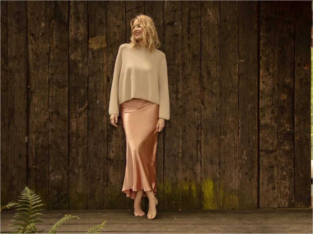 Detail How To Style Midi Skirt For Every Season Number 16