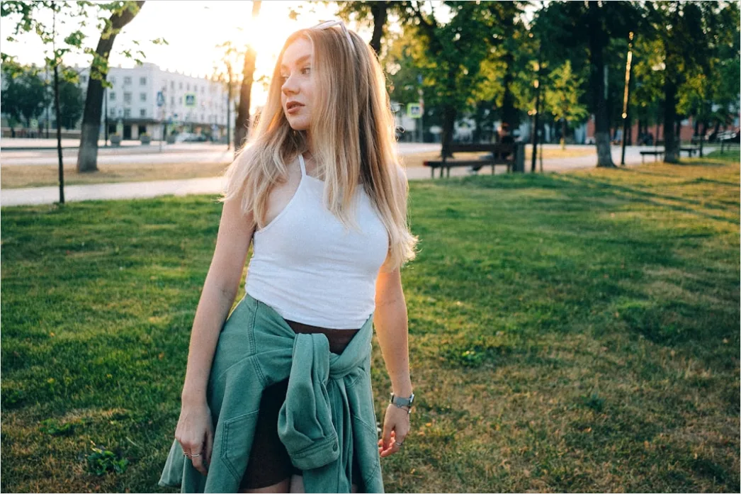 Detail How To Style Midi Skirt For Every Season Number 20