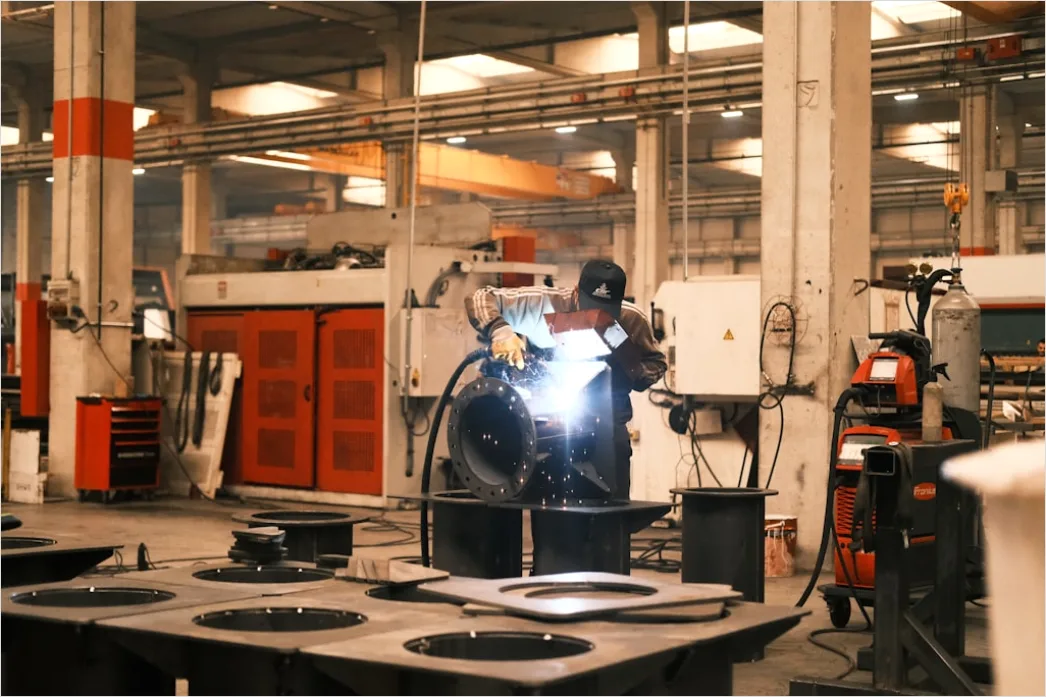 Detail Industrial Robot Arm Precision Welding Operation Number 19