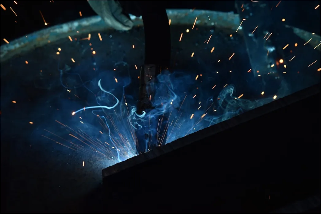 Detail Industrial Robot Arm Precision Welding Operation Number 5