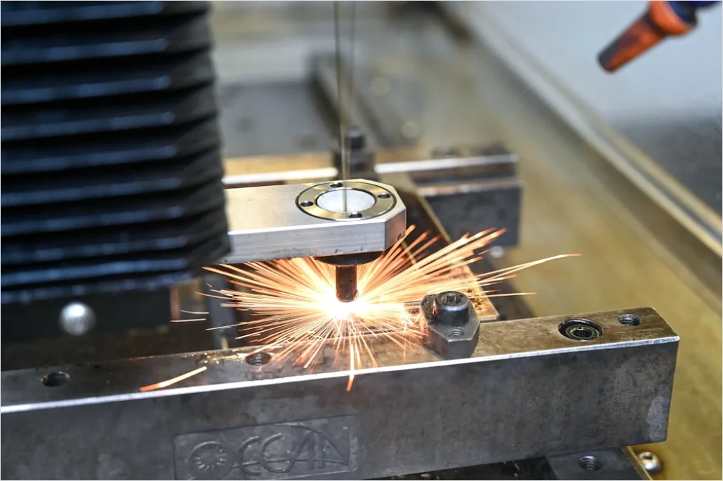 Detail Laser Cutting Machine Metal Sheet Factory Sparks Number 13