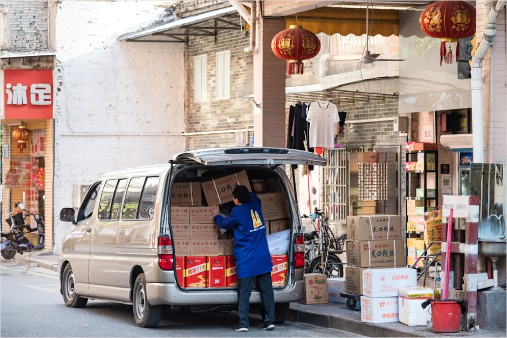 Detail Last Mile Delivery Driver Sorting Packages Van Number 3