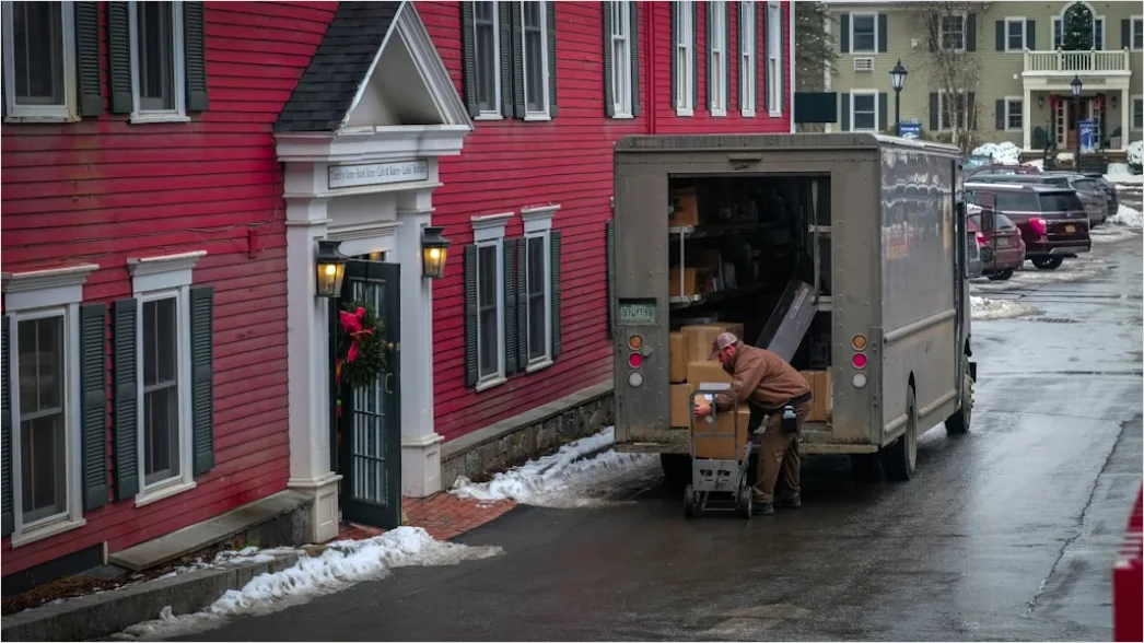 Detail Last Mile Delivery Driver Sorting Packages Van Number 6