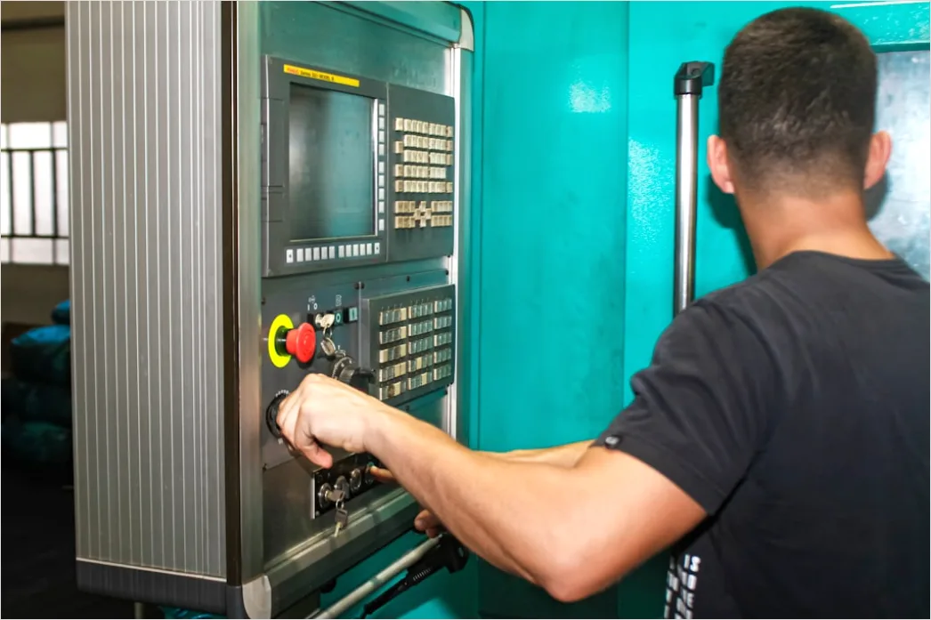 Machinist Programming Cnc Milling Machine Screen Ad78