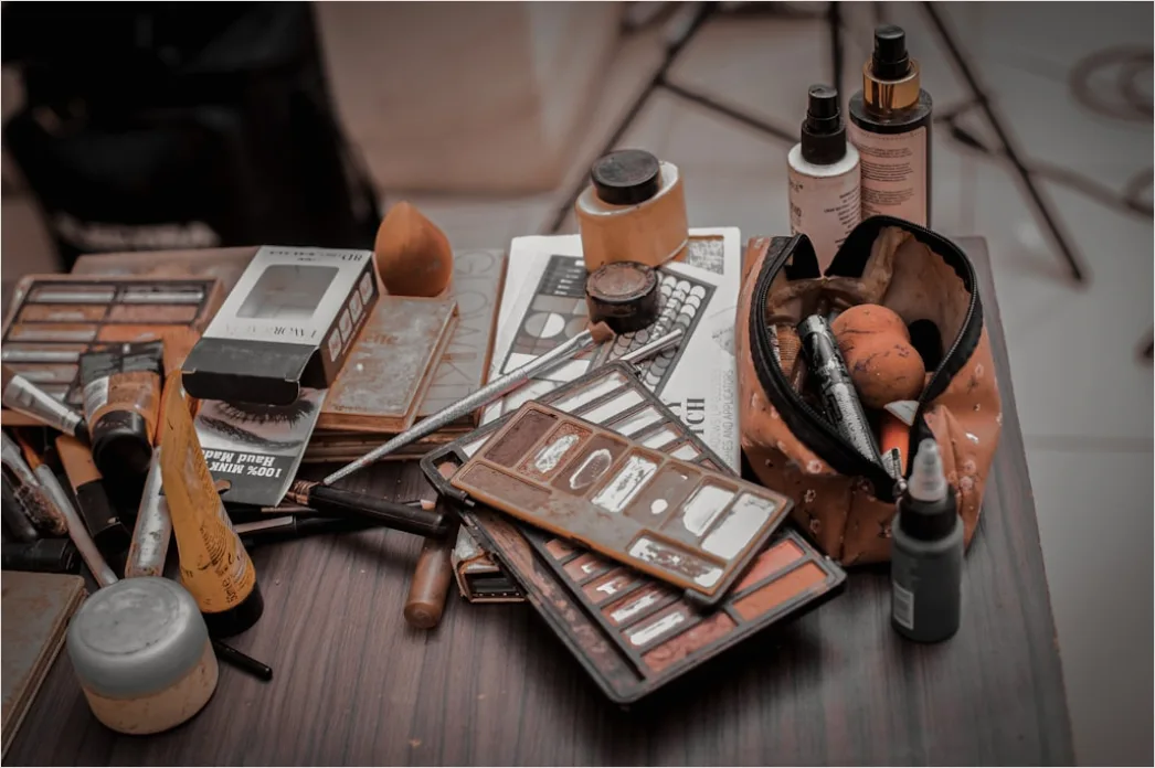 Detail Makeup Vanity Setup Aesthetic Organized Flat Lay Number 3