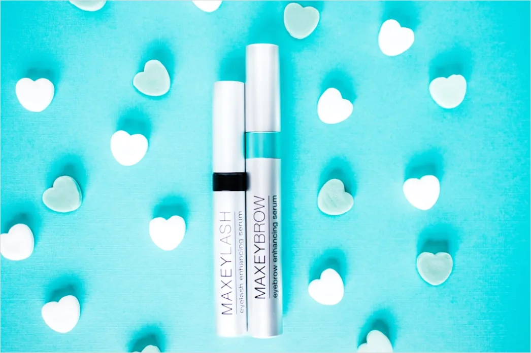 Detail Mascara For Lengthening And Volumizing Lashes Number 20