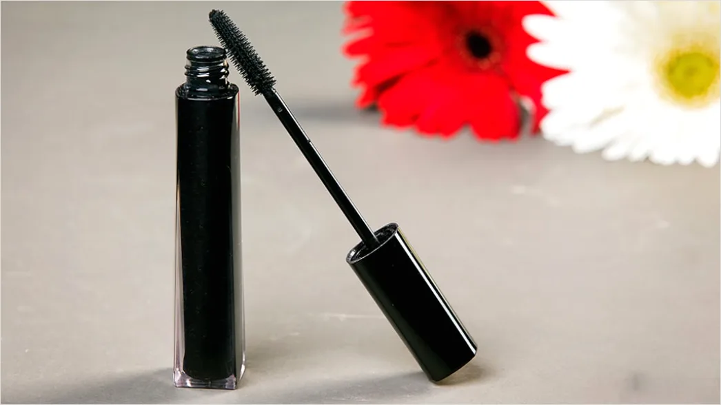 Detail Mascara For Lengthening And Volumizing Lashes Number 5