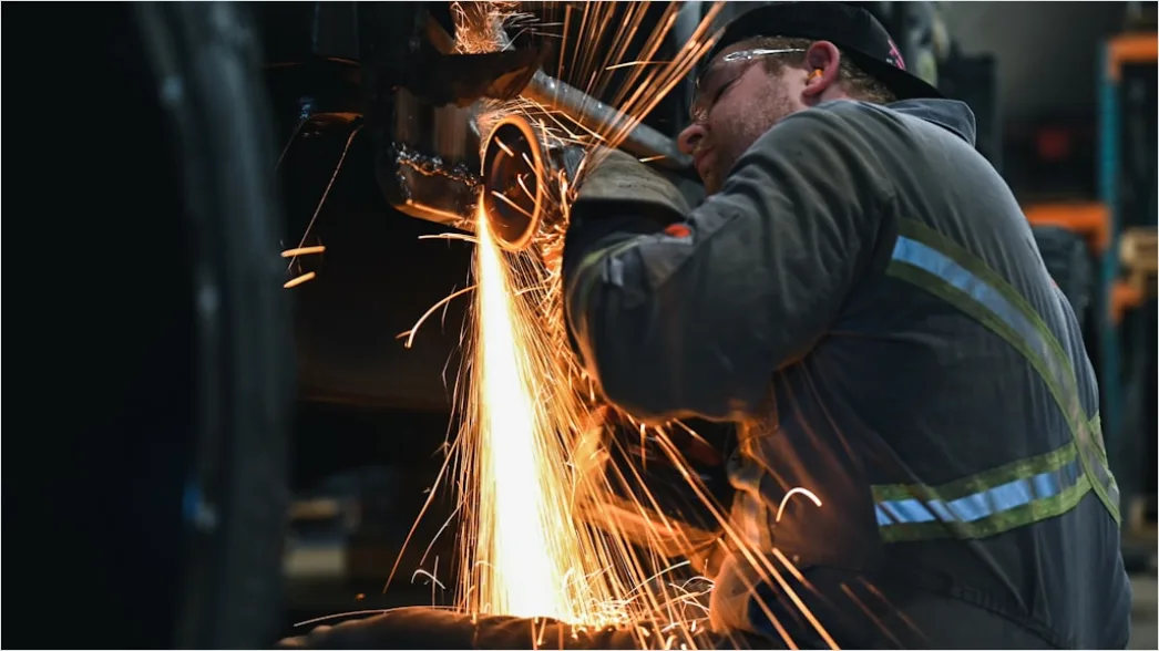 Detail Metal Fabrication Workshop Sparks Grinding Steel Number 14