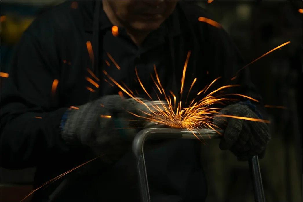Detail Metal Fabrication Workshop Sparks Grinding Steel Number 15