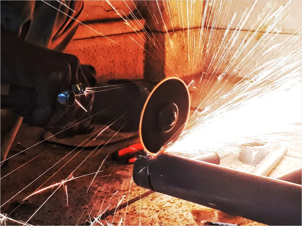 Detail Metal Fabrication Workshop Sparks Grinding Steel Number 3