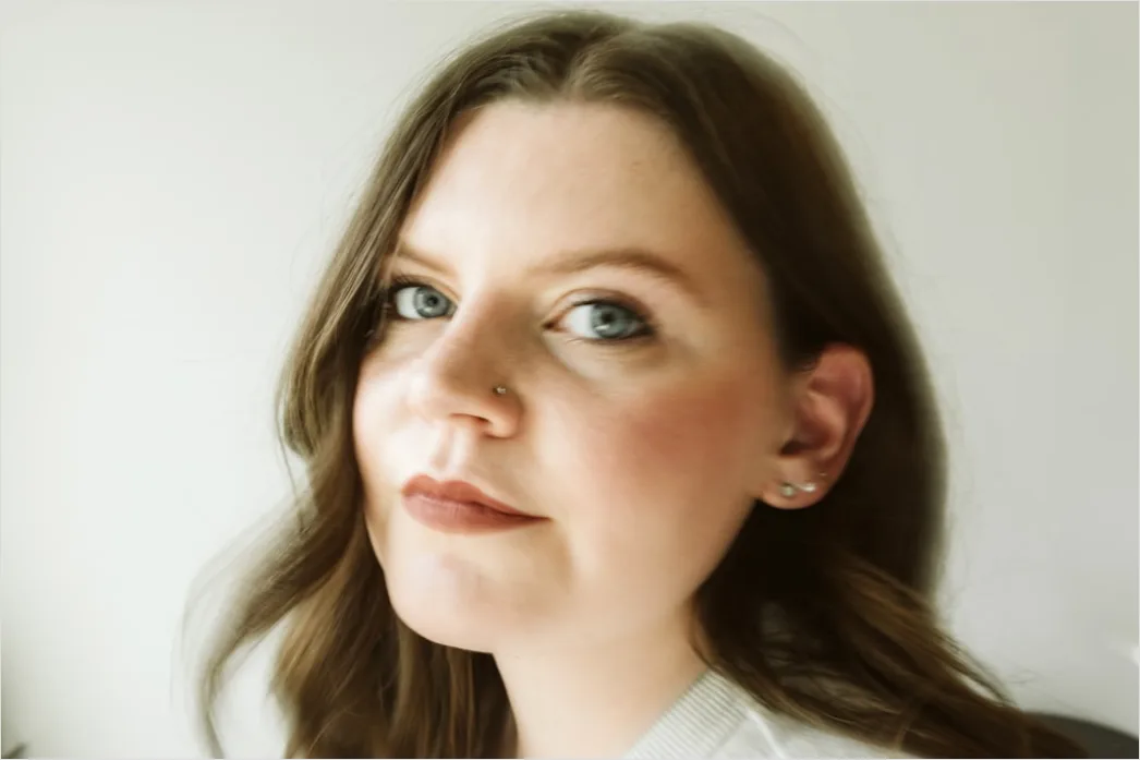 Detail Minimal Makeup Look With Mascara And Lip Gloss Number 20