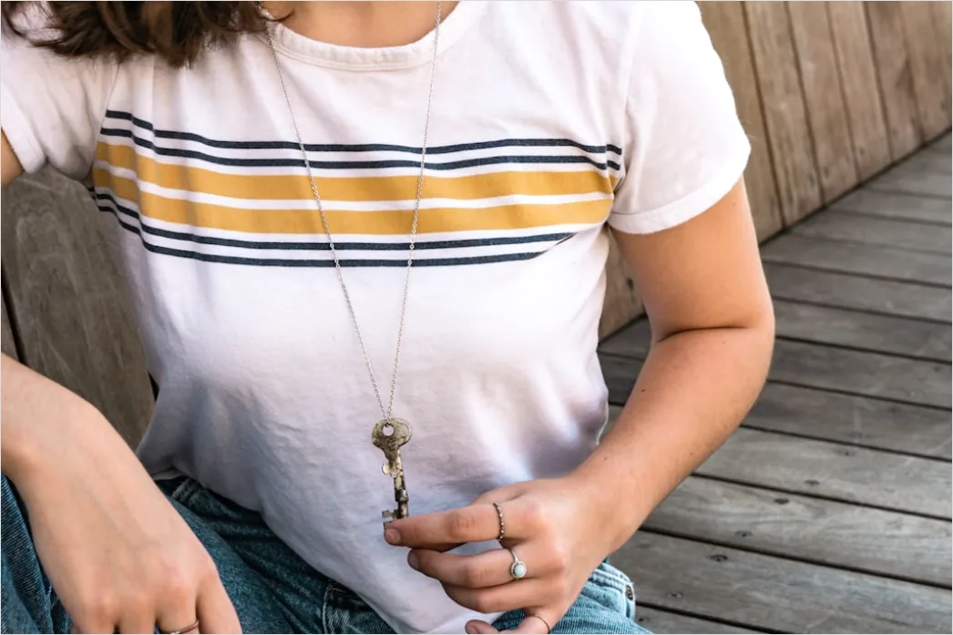 Detail Minimalist Jewelry Outfit Ideas Everyday Simple Number 13