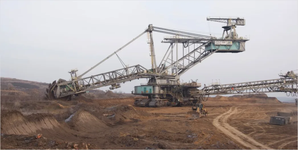 Detail Mining Industrial Site Equipment And Workers Aerial Number 12