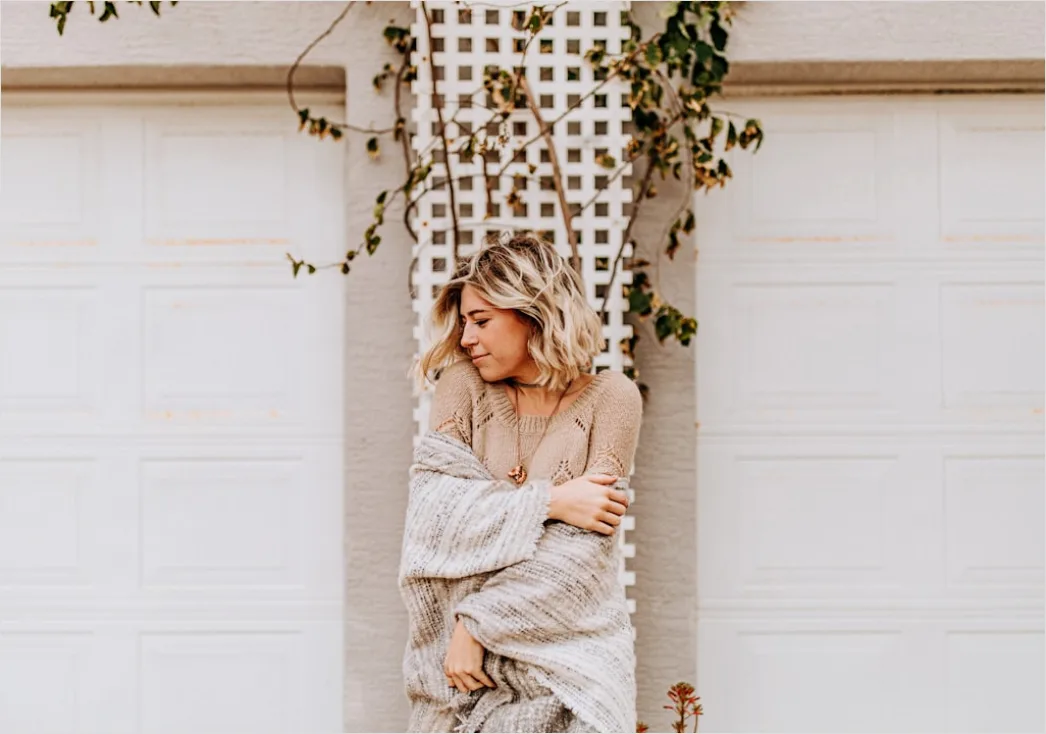 Detail Monochromatic Outfit Ideas Neutral Tones Women Number 15