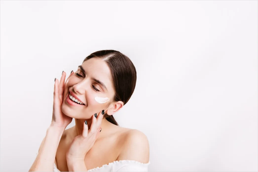 Detail Morning Skincare Routine For Glowing Skin Steps Number 11